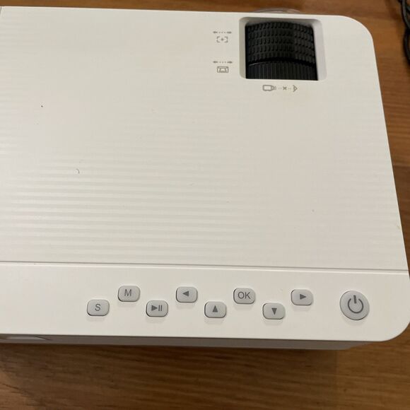 Vankyo Leisure 470R White Projector for Home Entertainment TESTED - Picture 6 of 16